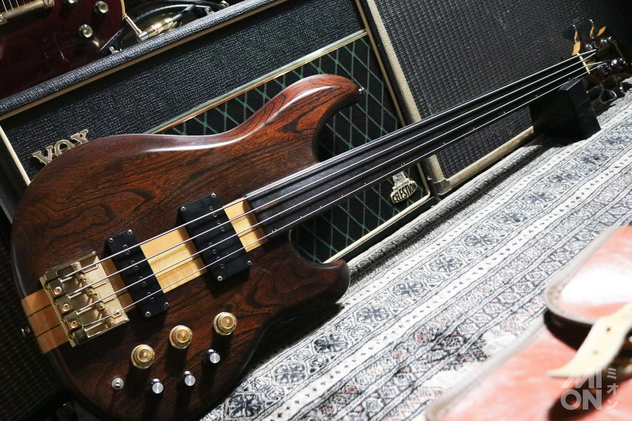 Ibanez MC940 フレットレスべース