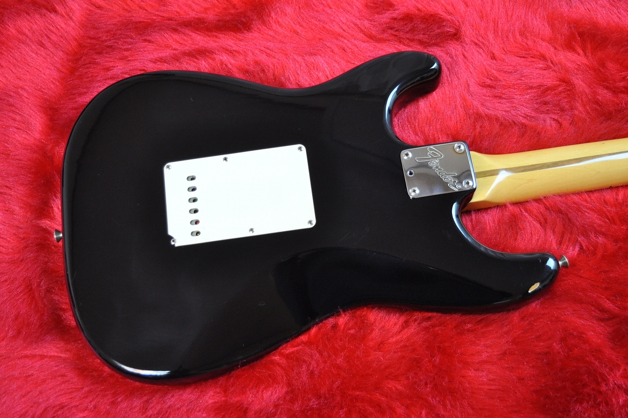Fender Eric Clapton Stratocaster Blackie LACE SENSOR PU（中古 