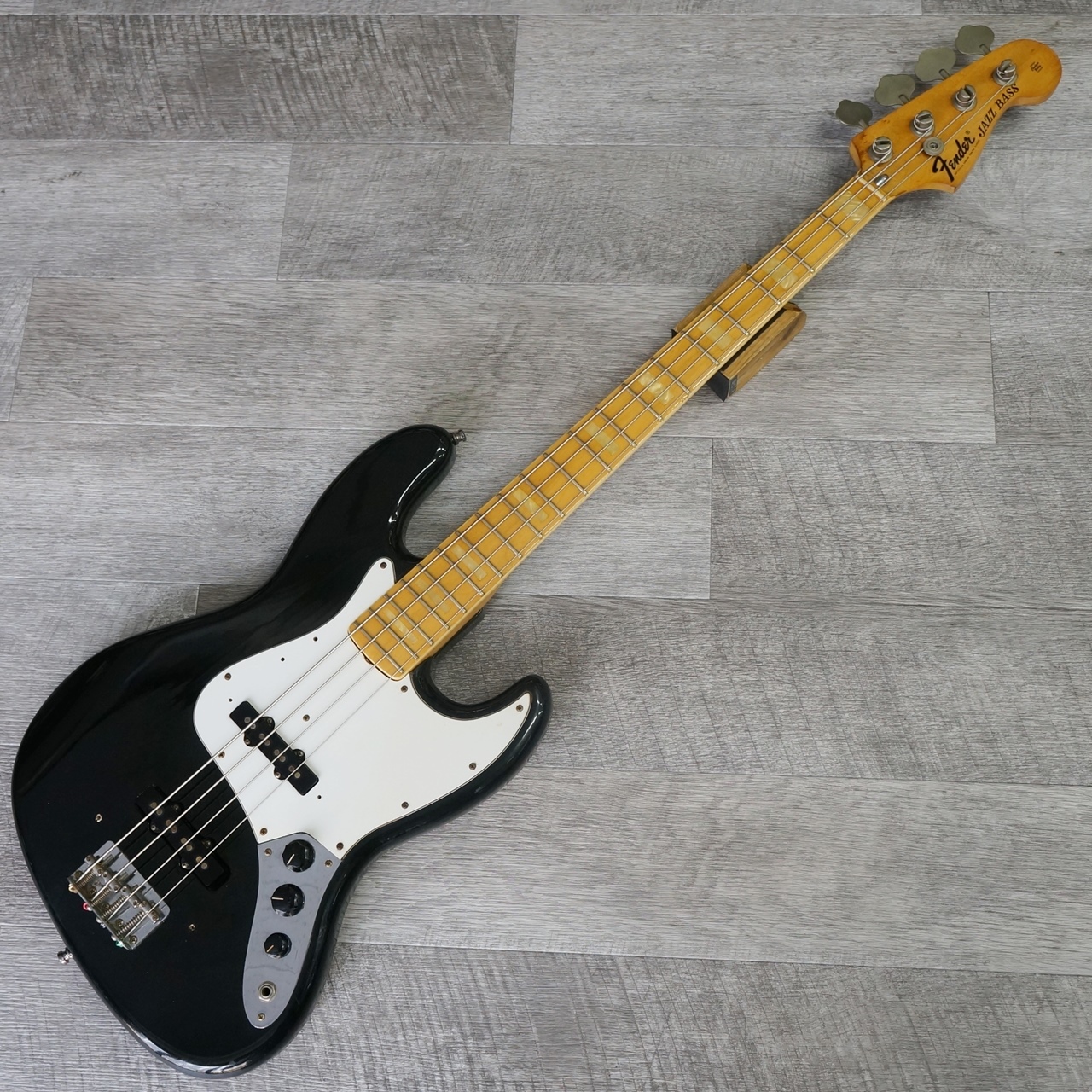 Fender 1976 Jazz Bass Black（ビンテージ）【楽器検索デジマート】
