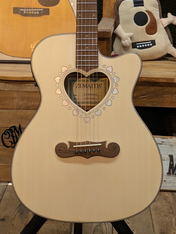 Zemaitis 【直筆サイン入り】CAF-85HCW-C ~chay 直筆サイン入り 10th