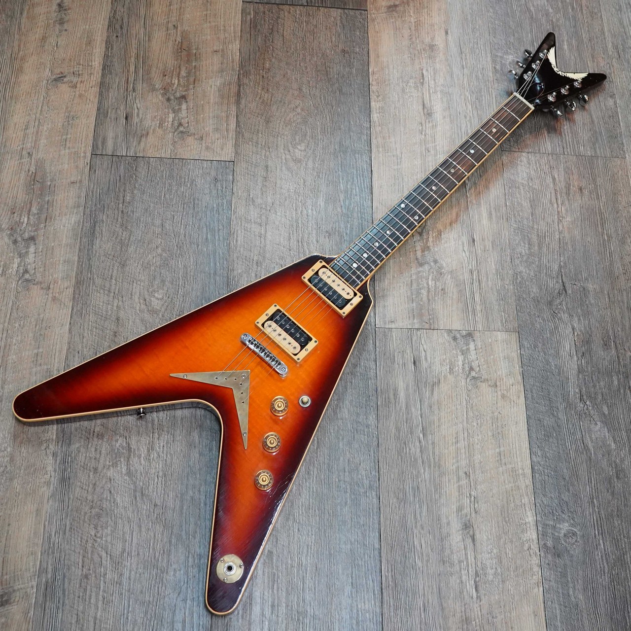 DEAN V 1979（ビンテージ）【楽器検索デジマート】