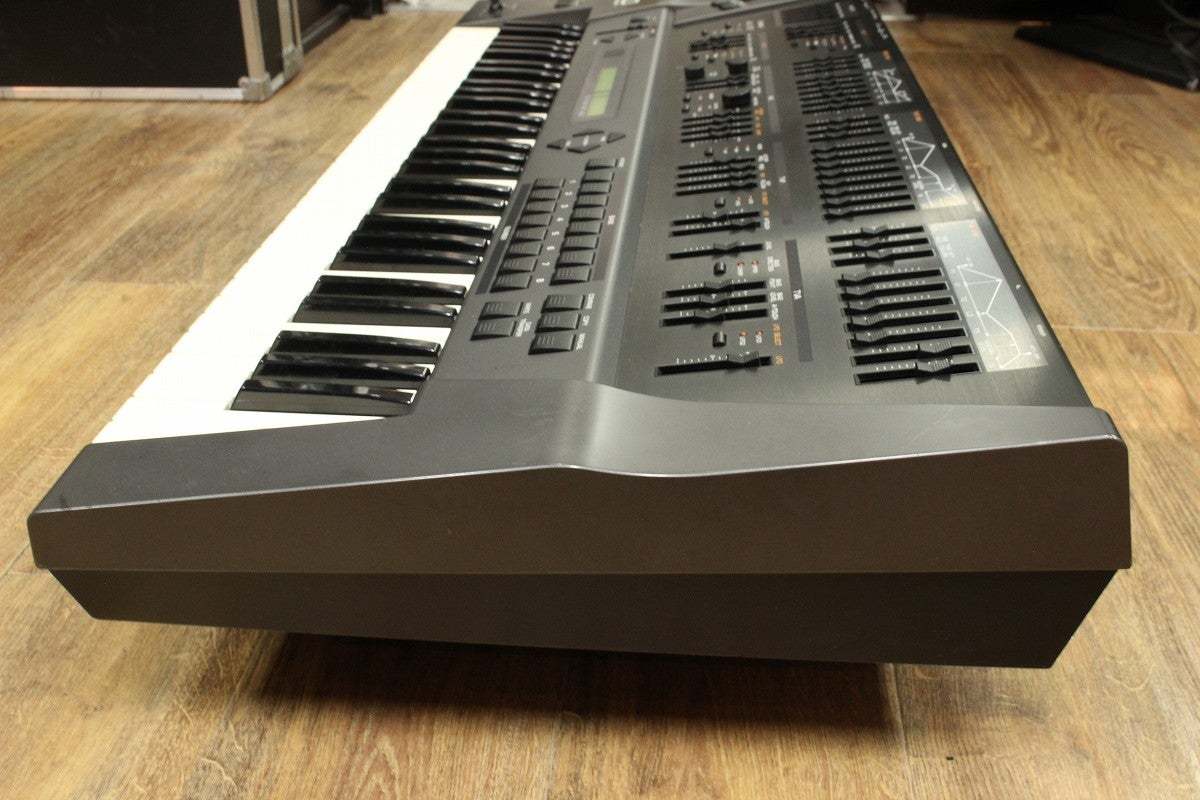 Roland JD-800 Programmable Synthesizer 【キーボードマート新宿