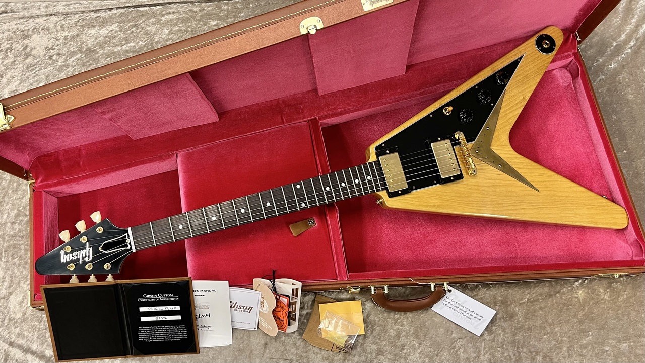 ギター Gibson Custom Shop Flying V Gibson Custom Shop Flying V Custom Ebony 6.14 #CS403692