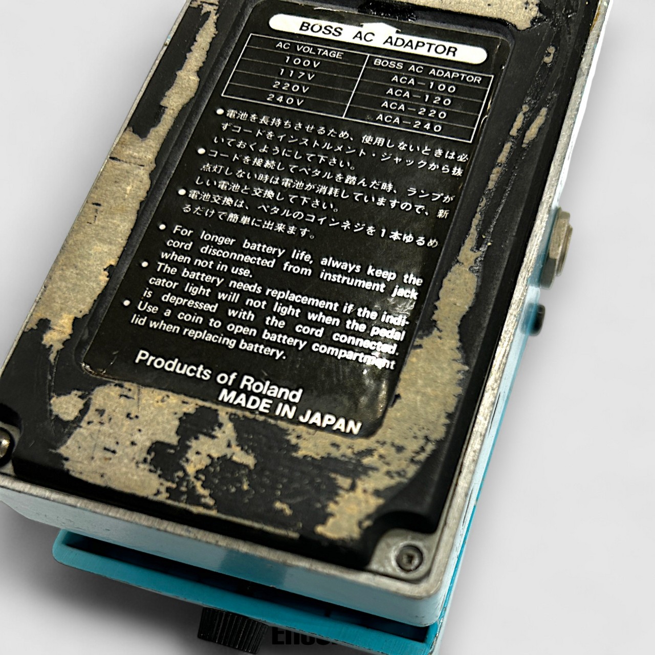 boss CE-2 日本製 黒ネジ　箱付き 動作確認済み BOSS CE-2 アナログコーラス（銀ネジ＆黒ネジ）を比較レビュー