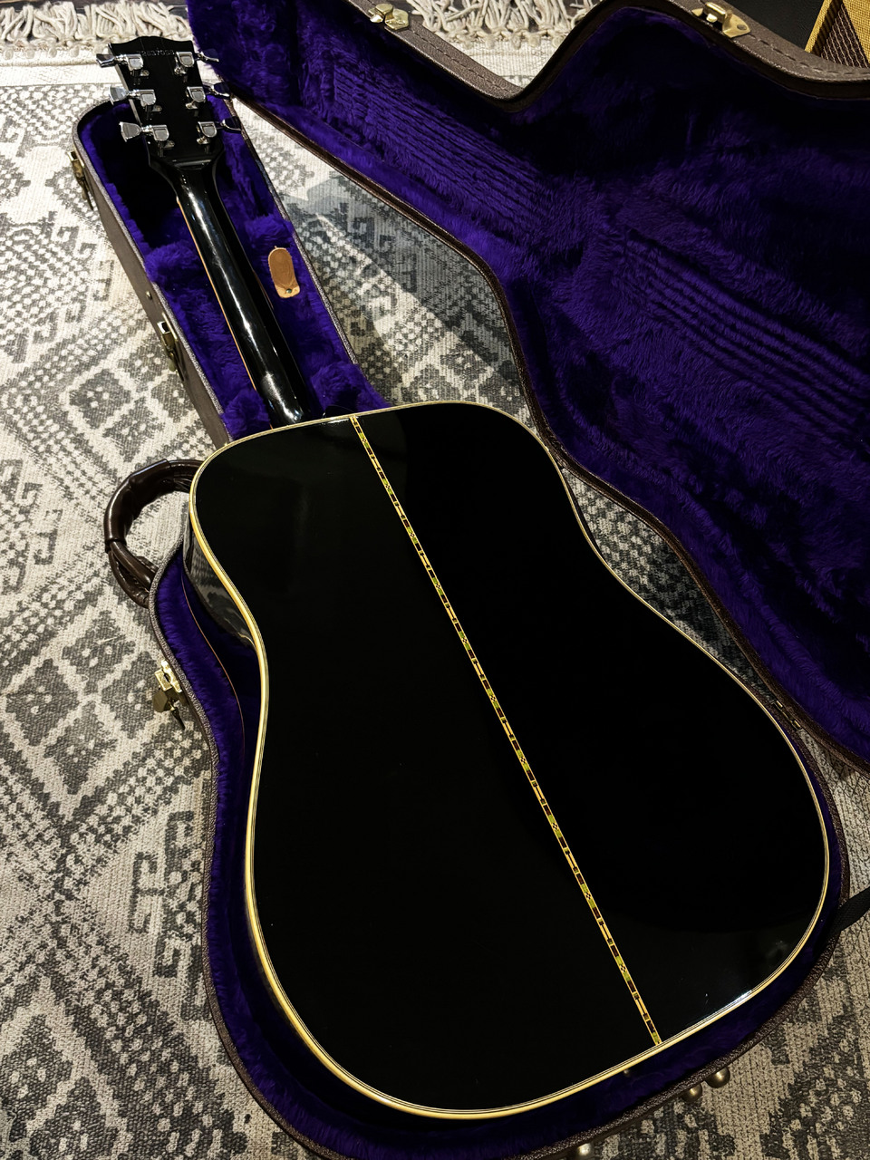 Gibson 1977 Dove Custom Ebony（ビンテージ）【楽器検索デジマート】