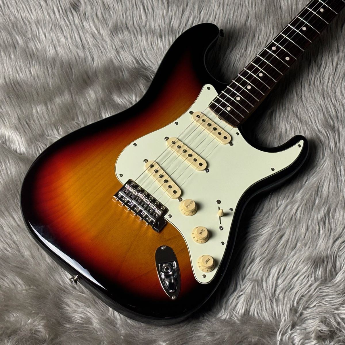 Fender Japan ST62-78TX【現物画像】【重量：3.42kg】