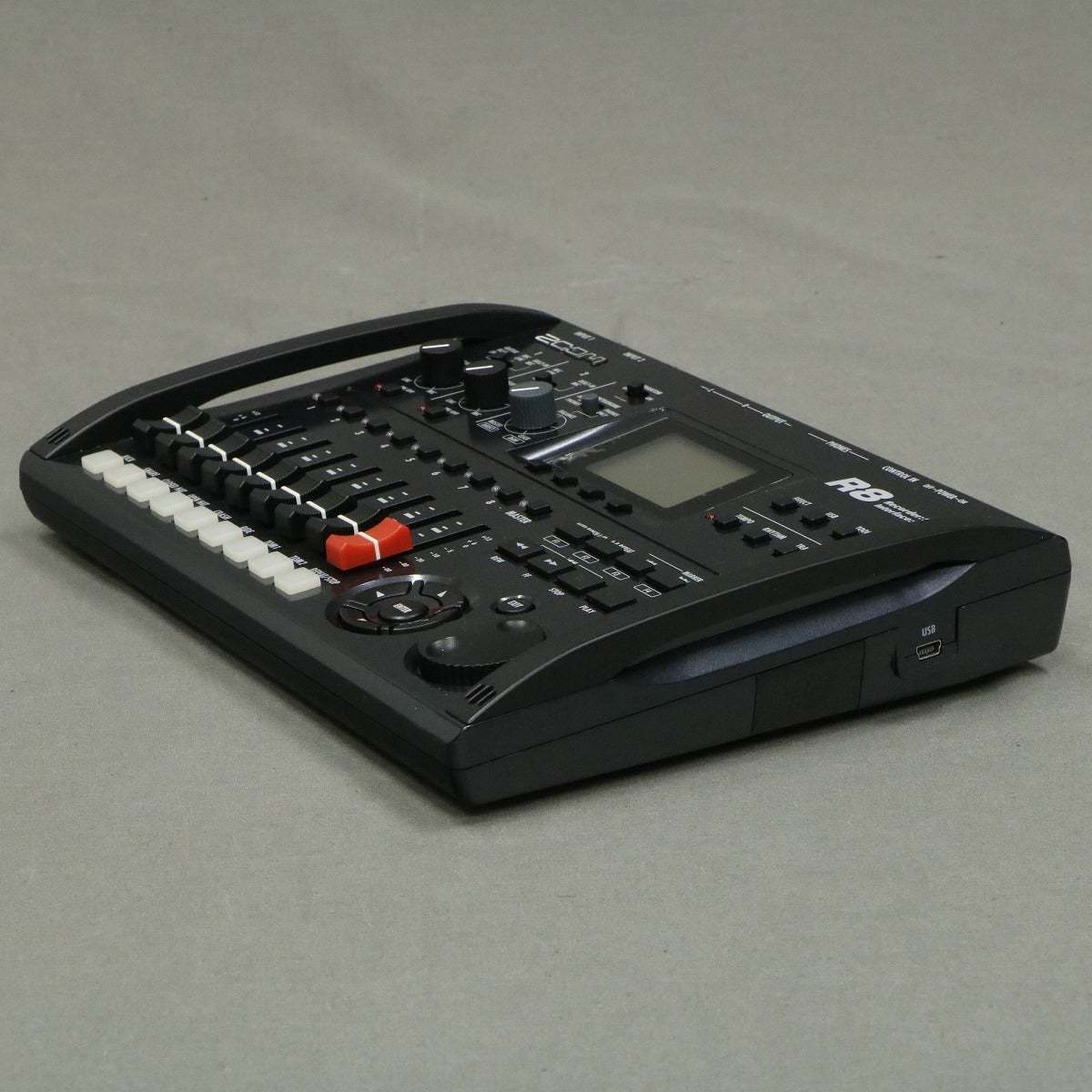 ZOOM R8 【御茶ノ水本店】（中古）【楽器検索デジマート】