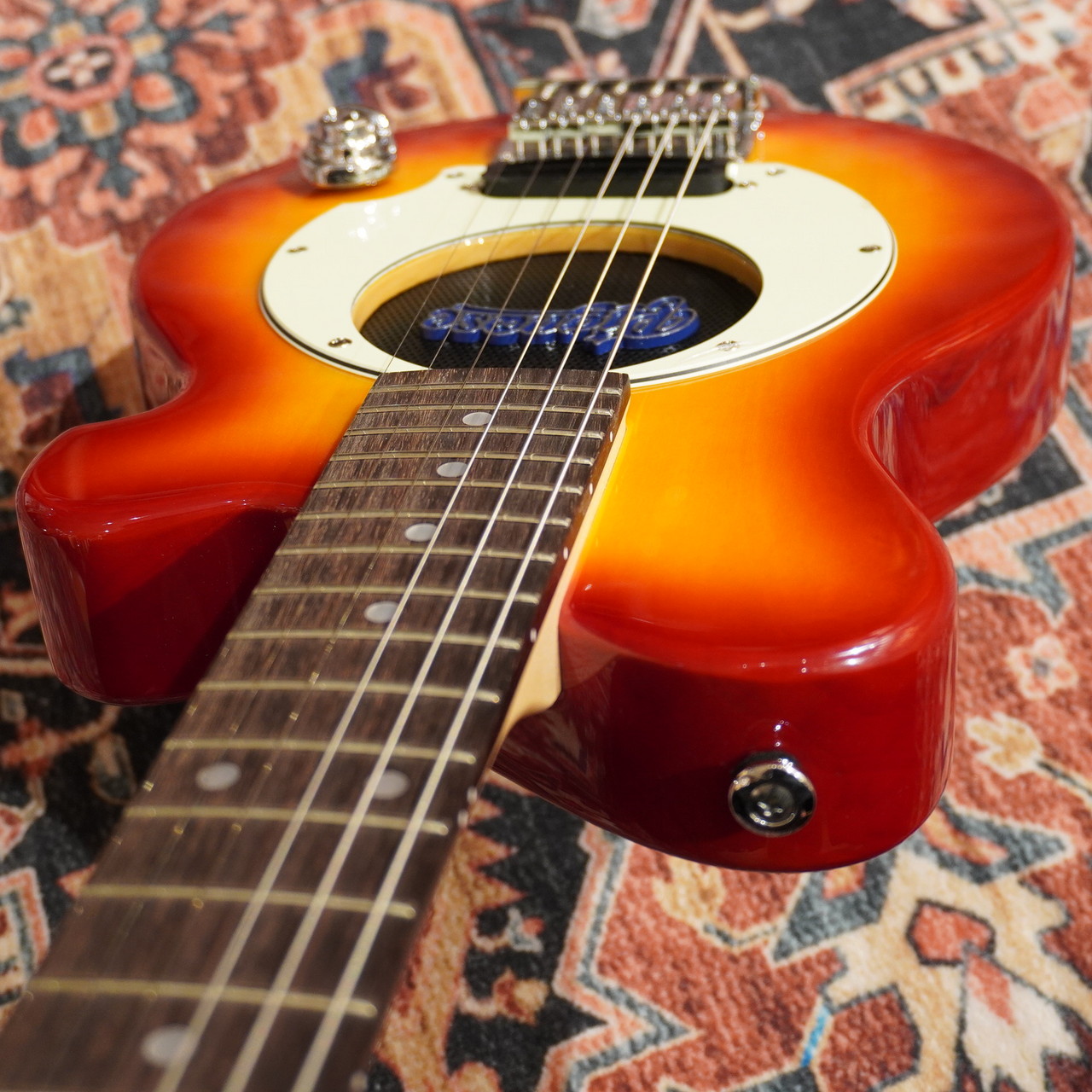 Pignose PGG-200 CS【アンプ内臓ミニギター】（新品/送料無料）【楽器