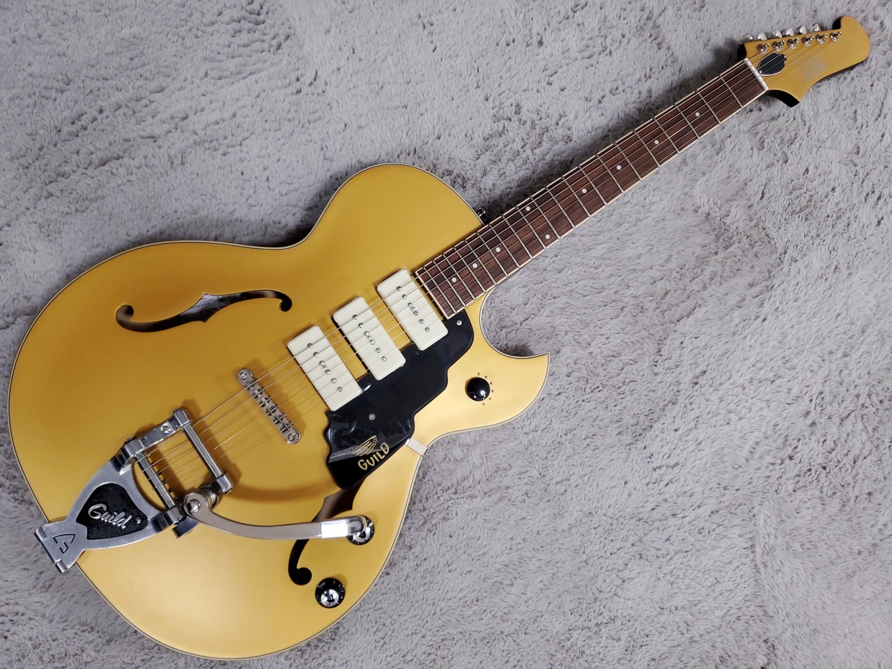 Guild Starfire I Jet90 ゴールド セミアコ ギグバッグ付き Guild Starfire I Jet 90 Electric Guitar - Satin Gold