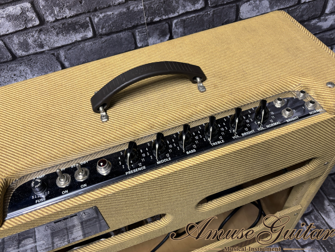 Fender '59 Bassman Tweed 2001年製【100V / Jensen P10R×4 / 45W
