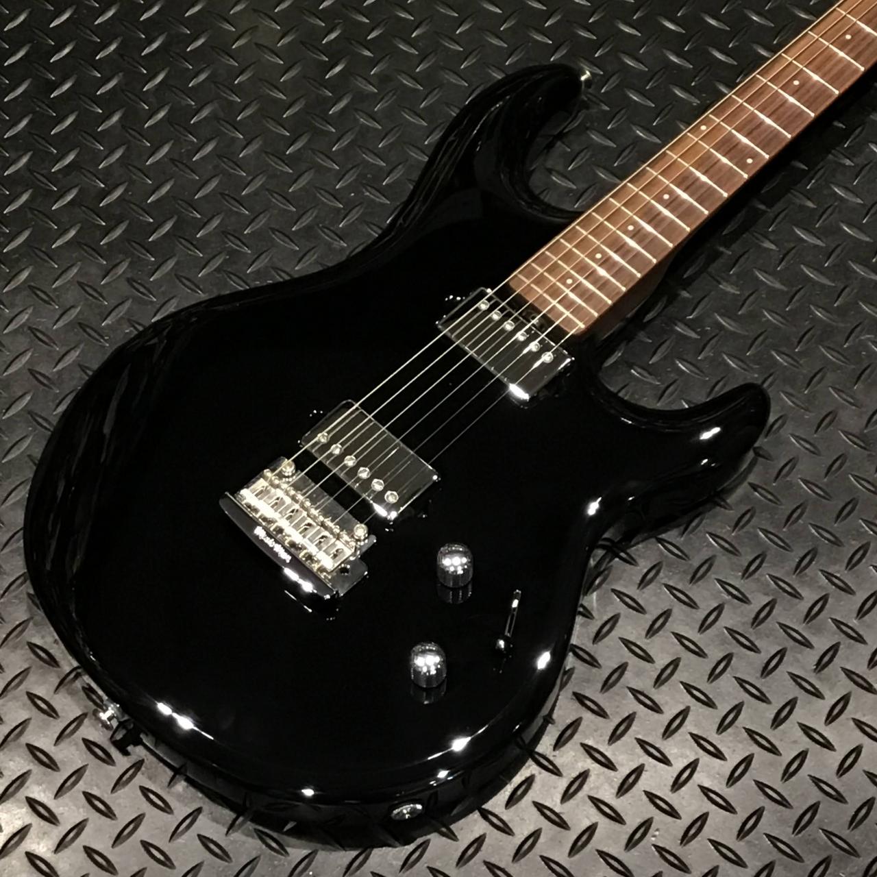 Ernie Ball Music Man Luke Ⅲ 美品コンディション Ernie Ball Music Man Luke Ⅲ 美品コンディション