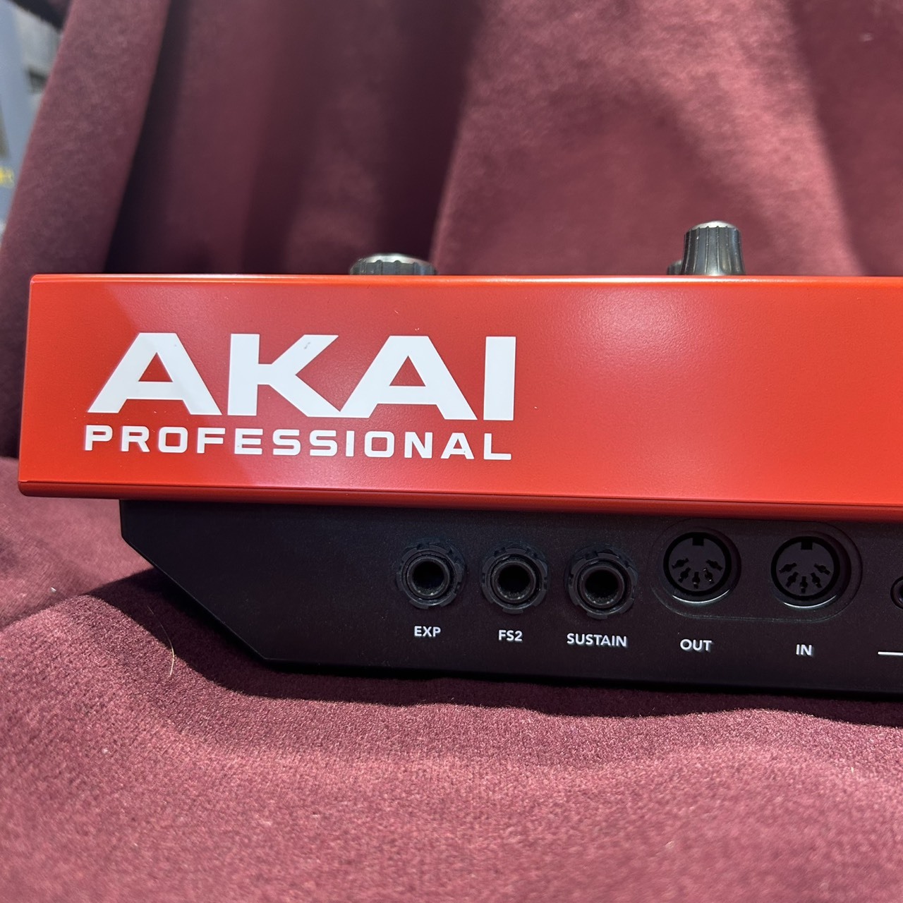 AKAI MPC Key 37 楽曲制作用スタンドアローン シンセサイザー 37鍵盤