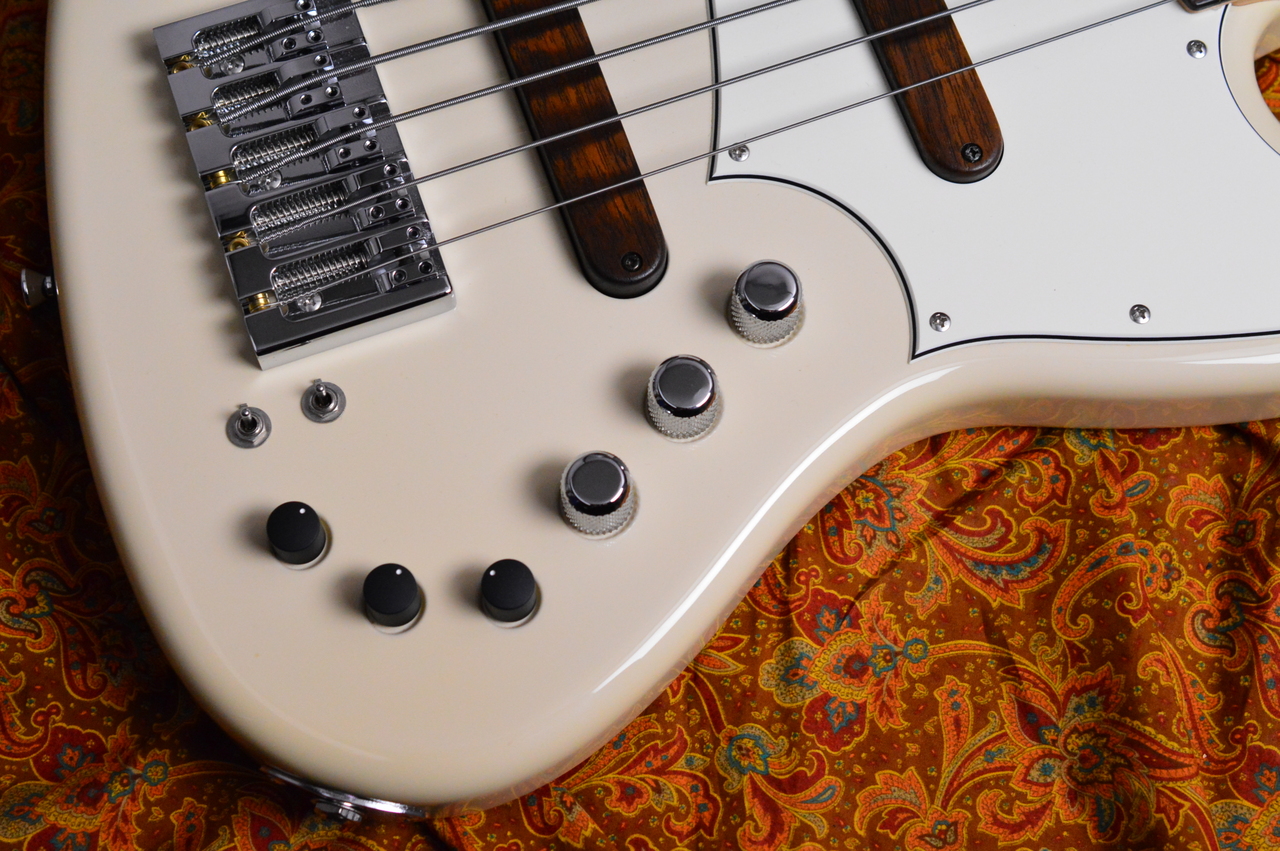 Xotic XJ-1T 5st（中古）【楽器検索デジマート】