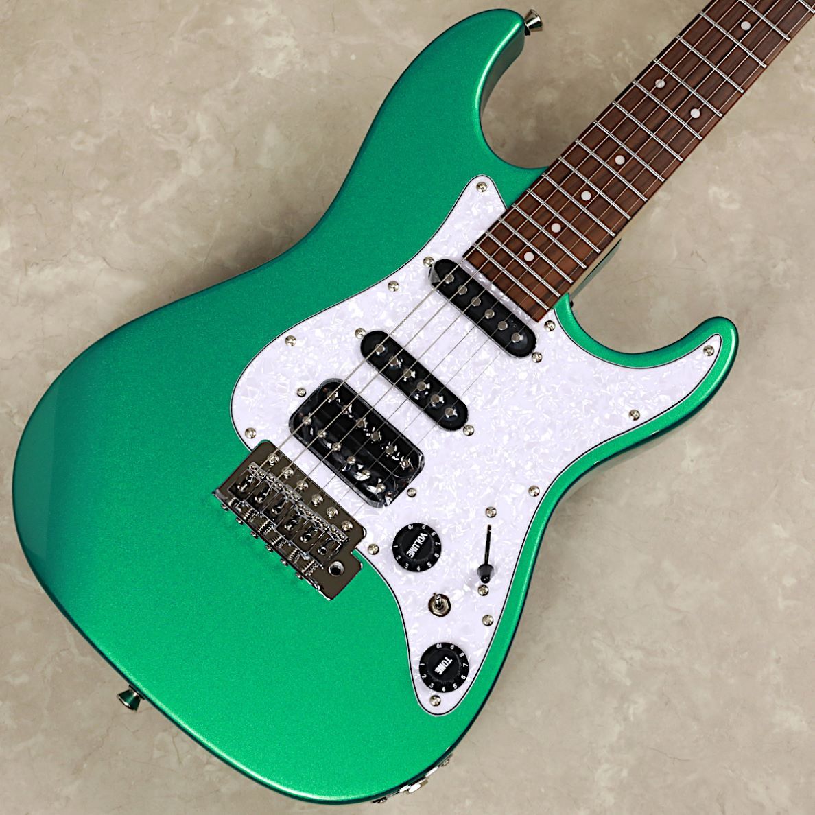 ミニエレキギター Bacchus GS-Mini ストラトキャスター アーム付 ミニエレキギター Bacchus GS-Mini ストラトキャスター アーム付