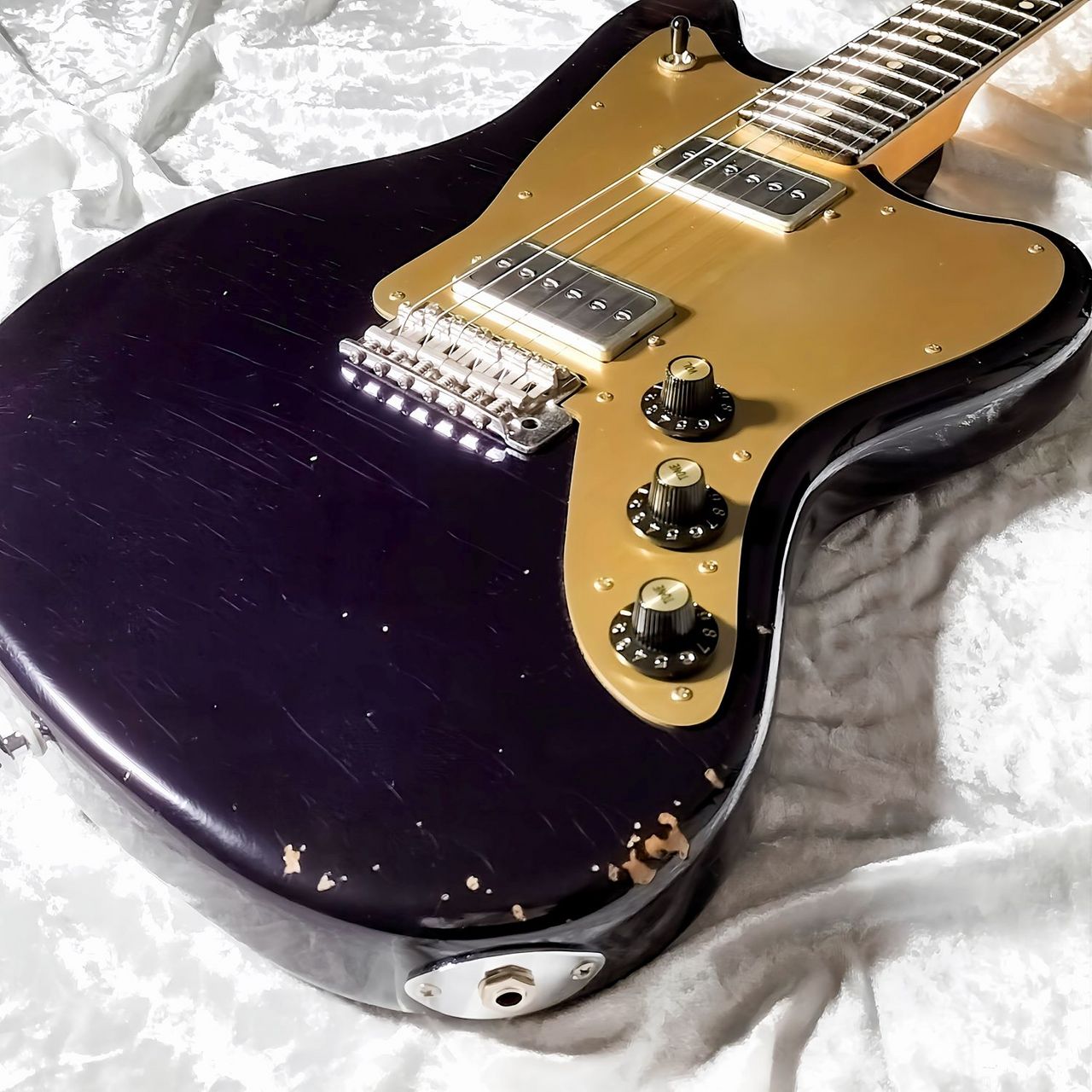 Black Smoker TRAD MASTER SIGMA-JM Gold Anodized Medium aged 濡羽色
