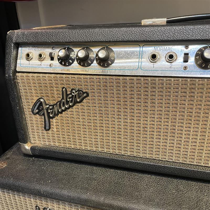美品！fender 100w bassman 100ベースアンプへヘッド希少 FENDER ( フェンダー ) BASSMANR100T HD 100V JPN 送料無料