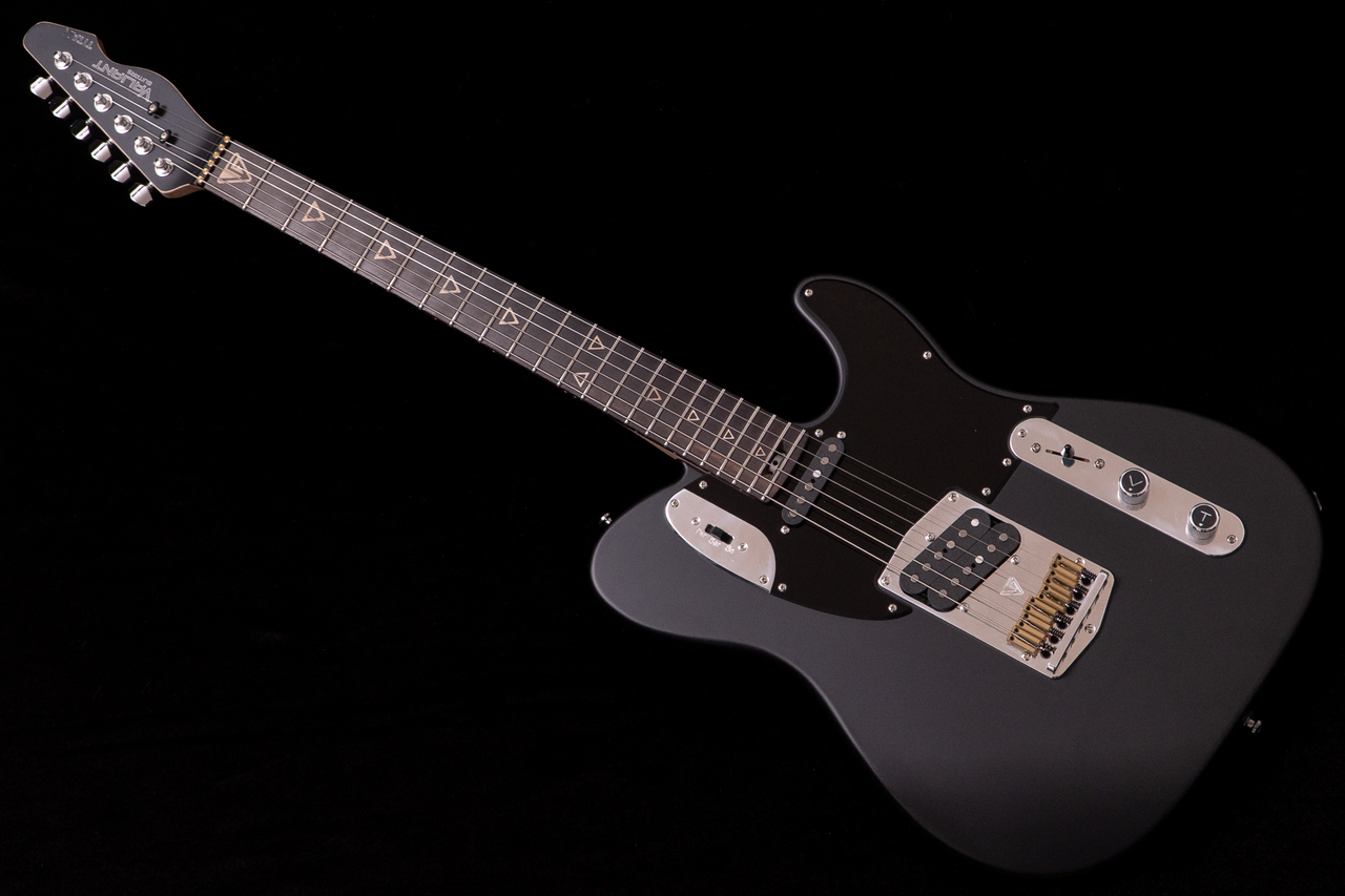 Valiant エレキギター ブラック Valiant Guitars Titan Nero 3.2kg #Ti25040【TONIQ横浜】（新品/送料
