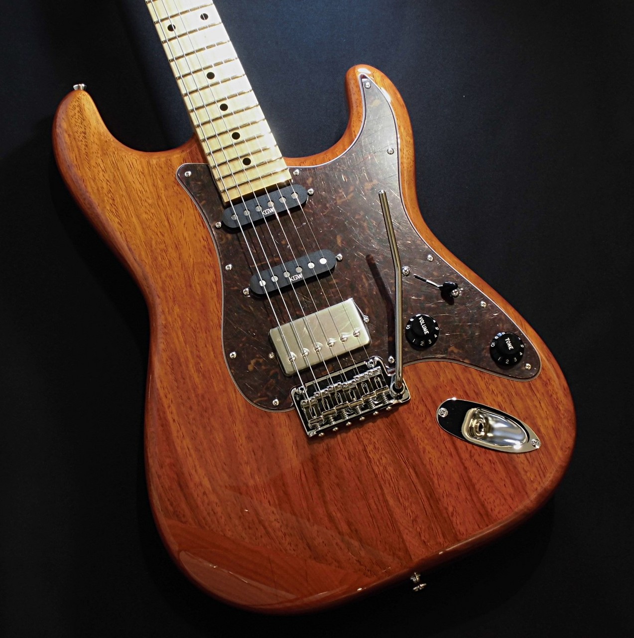 ギター Kz Guitar Works ST Trad 22 SSH7 Quilted Maple Trans Aqua