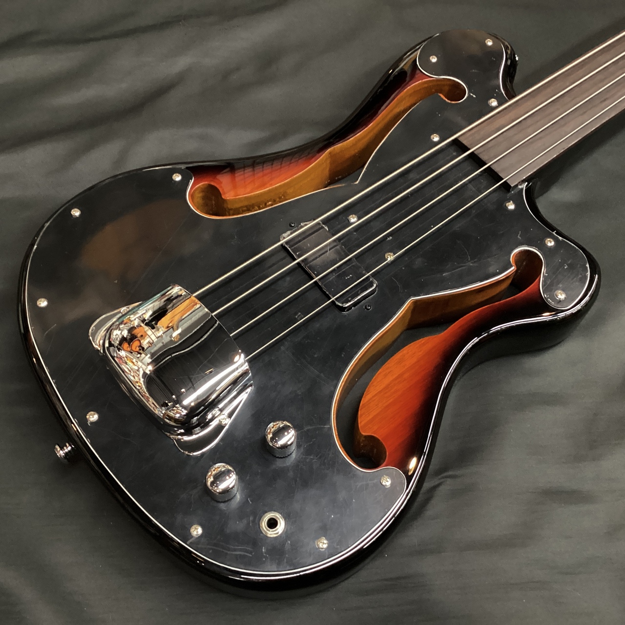 EASTWOOD EUB-1 フレットレス仕様 エレキベース