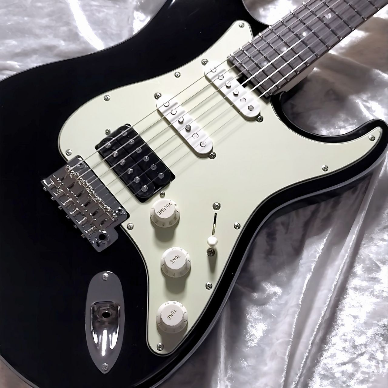 SAITO GUITARS S-622CSH MRA SH MNT Black/Mint Green Heritage