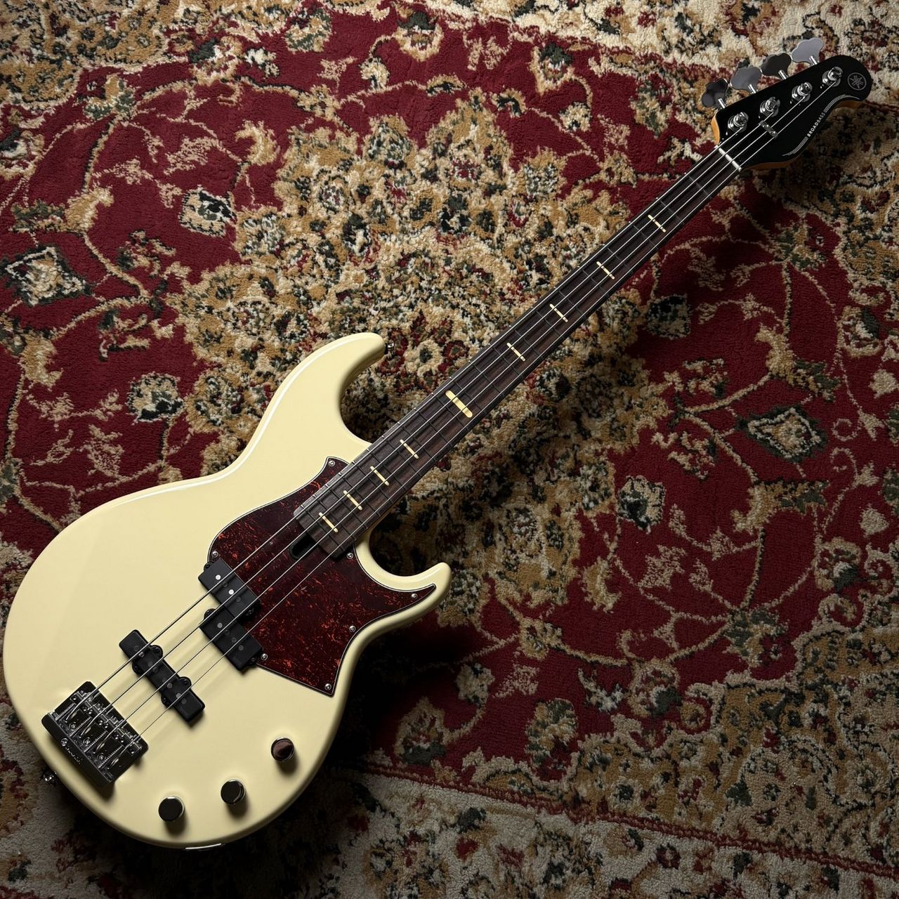 YAMAHA BBP34 Vintage White 【日本製】（新品/送料無料）【楽器検索