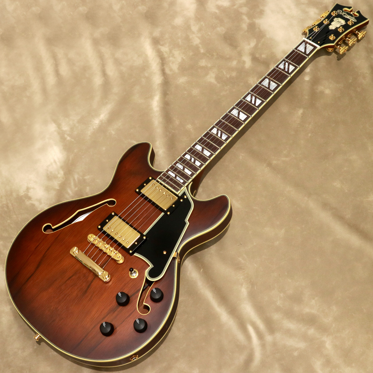 D'Angelico Deluxe Series Deluxe Mini DC , Satin Brown Burst（新品
