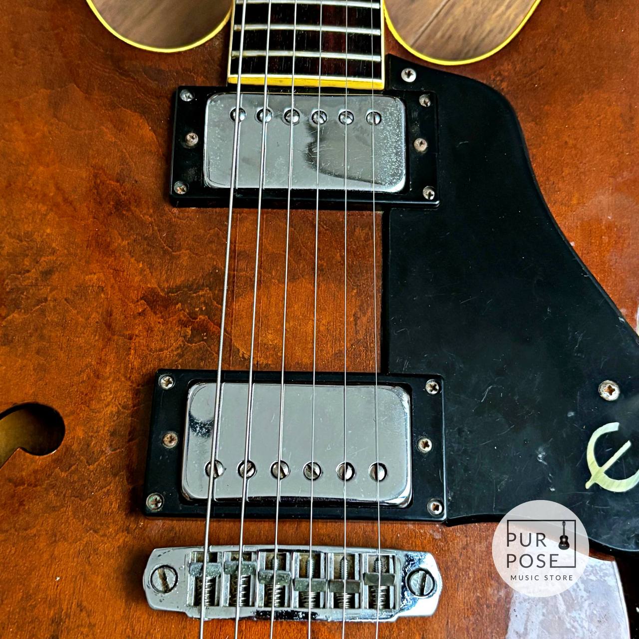 Epiphone Riviera 1970年代 Walnut ブルーラベル（ビンテージ/送料無料