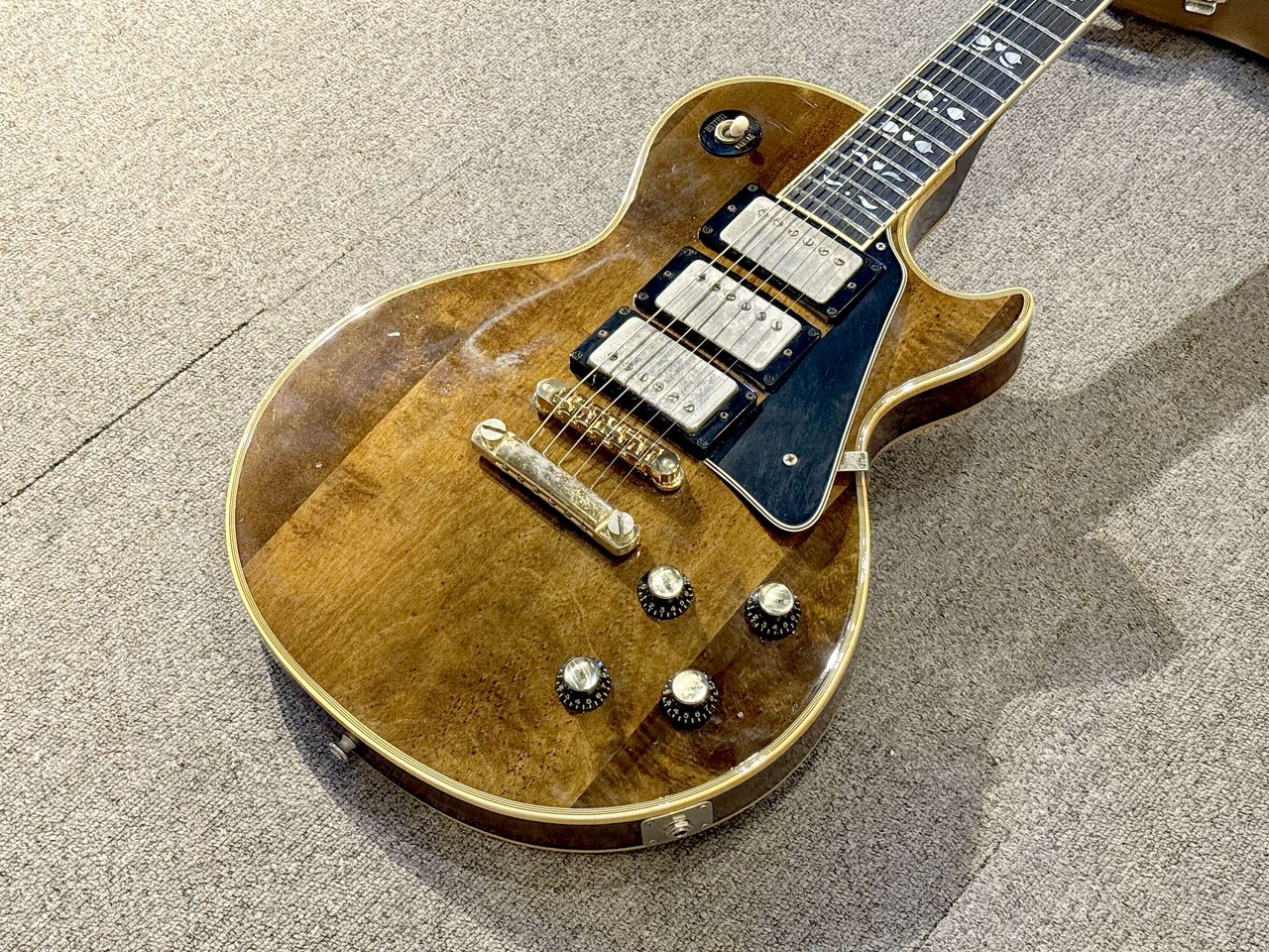 Gibson Les Paul Artisan（ビンテージ）【楽器検索デジマート】