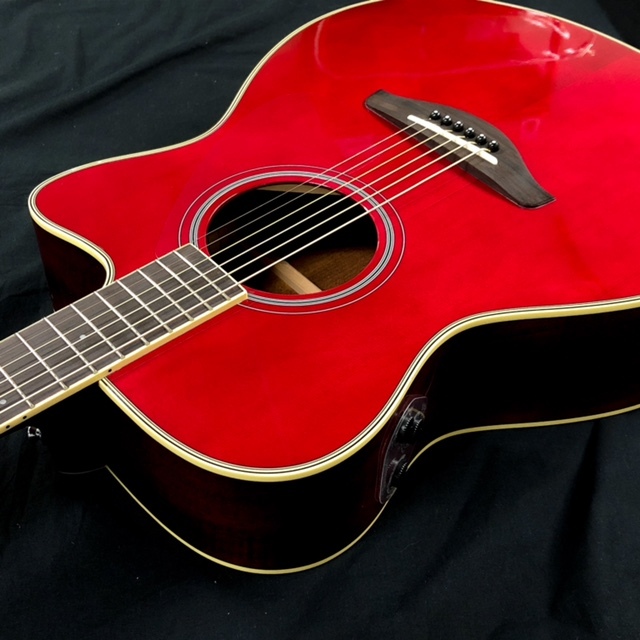 YAMAHA】大人気のトランス・アコースティック・ギターに、カッタ