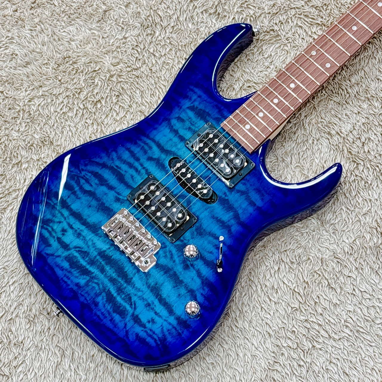 Ibanez GIO GRX70QA / TBB (Transparent Blue Burst Ibanez GIO GRX70QA / TBB (Transparent Blue Burst