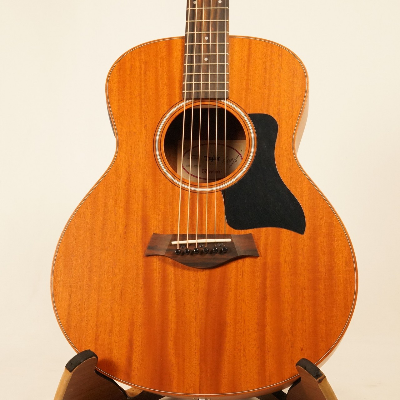 勝つ人様【美品】Taylor GS Mini ギター　純正ピックアップ付 Taylor GS-mini-e Mahogany #2202145263（新品）【楽器検索デジマート】