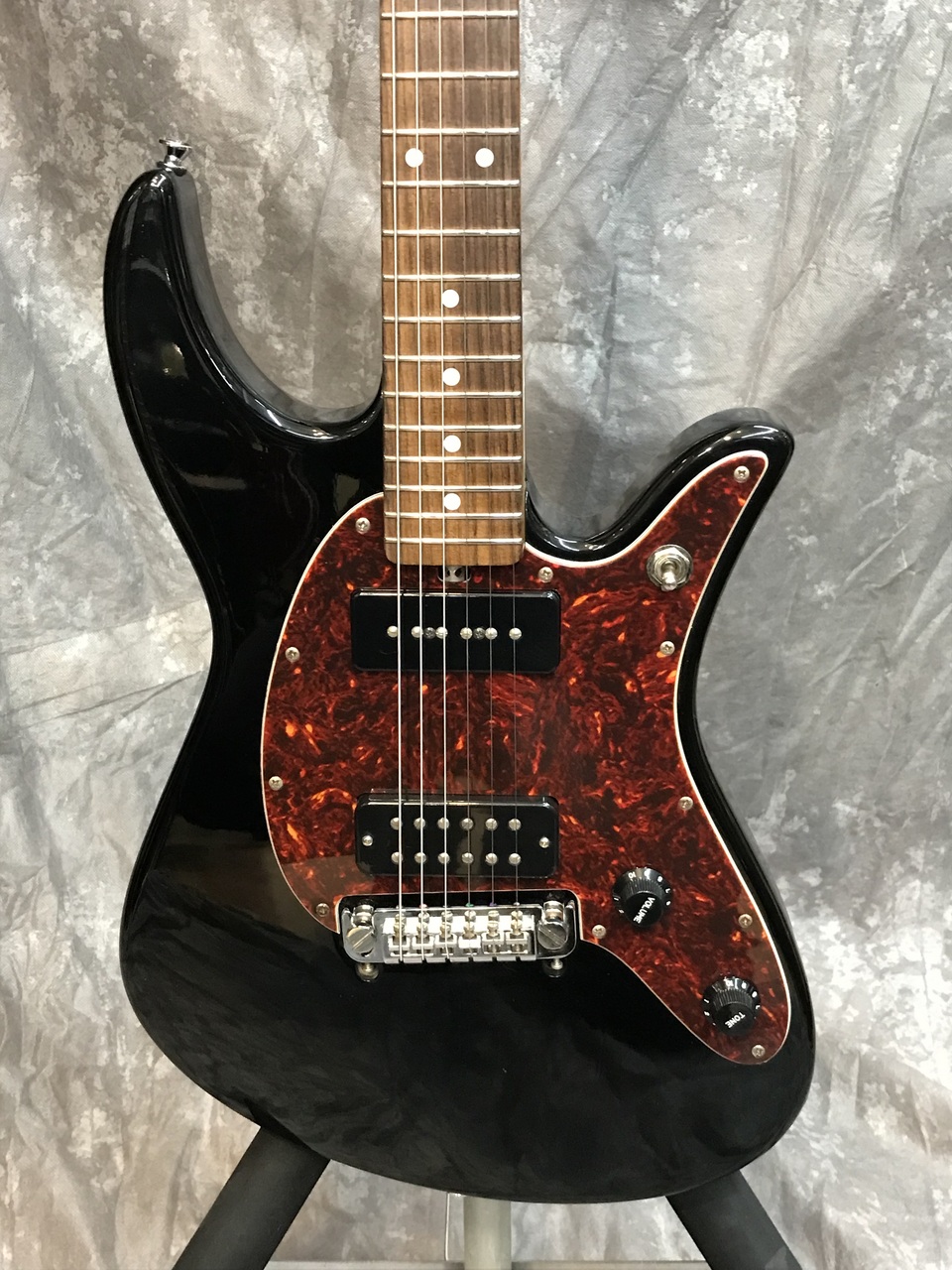 ギター Crews Maniac Sound Dove Master P-90 W Crews Maniac Sound Dove Master（中古）【楽器検索デジマート】