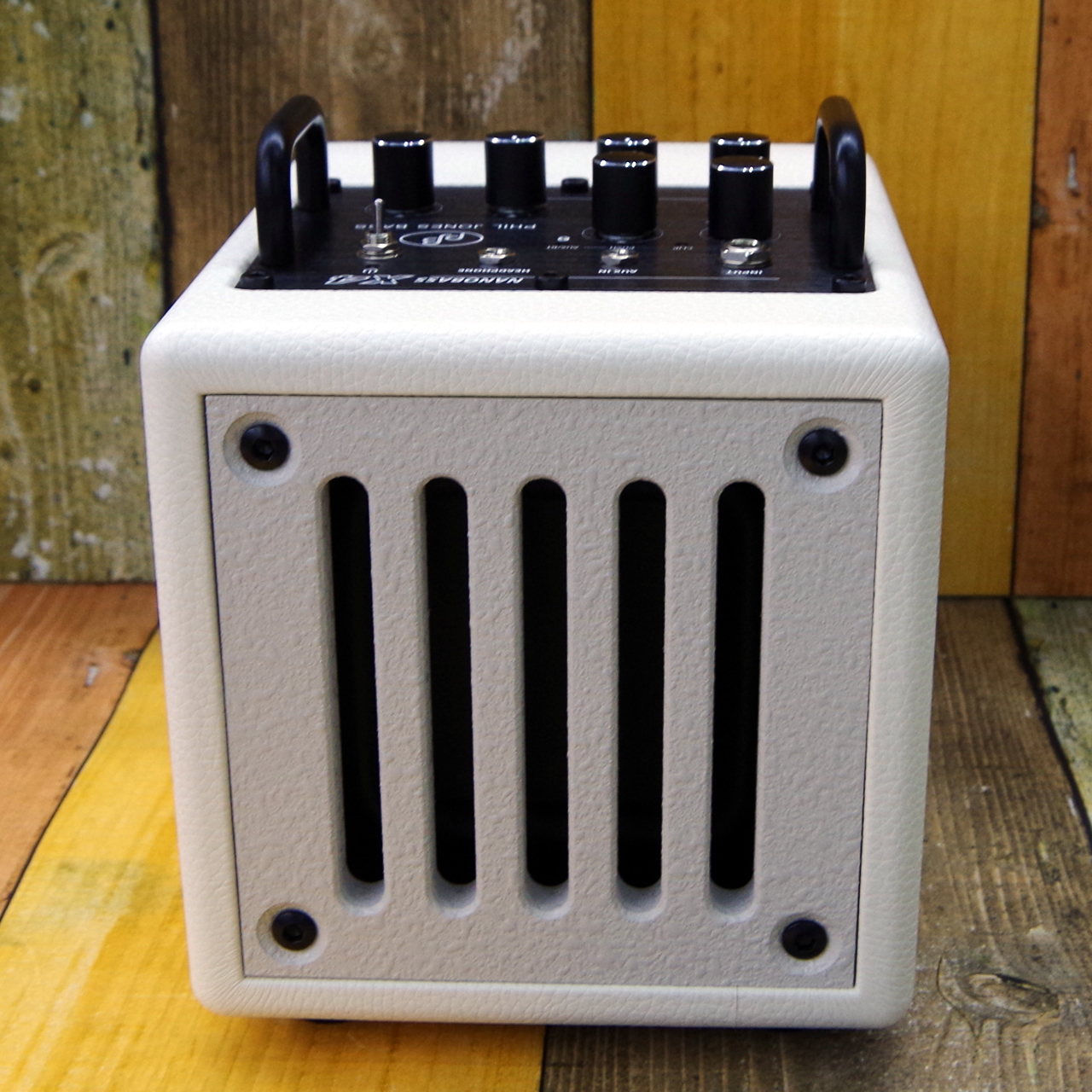 Phil Jones Bass NANOBASS X4 White（新品）【楽器検索デジマート】