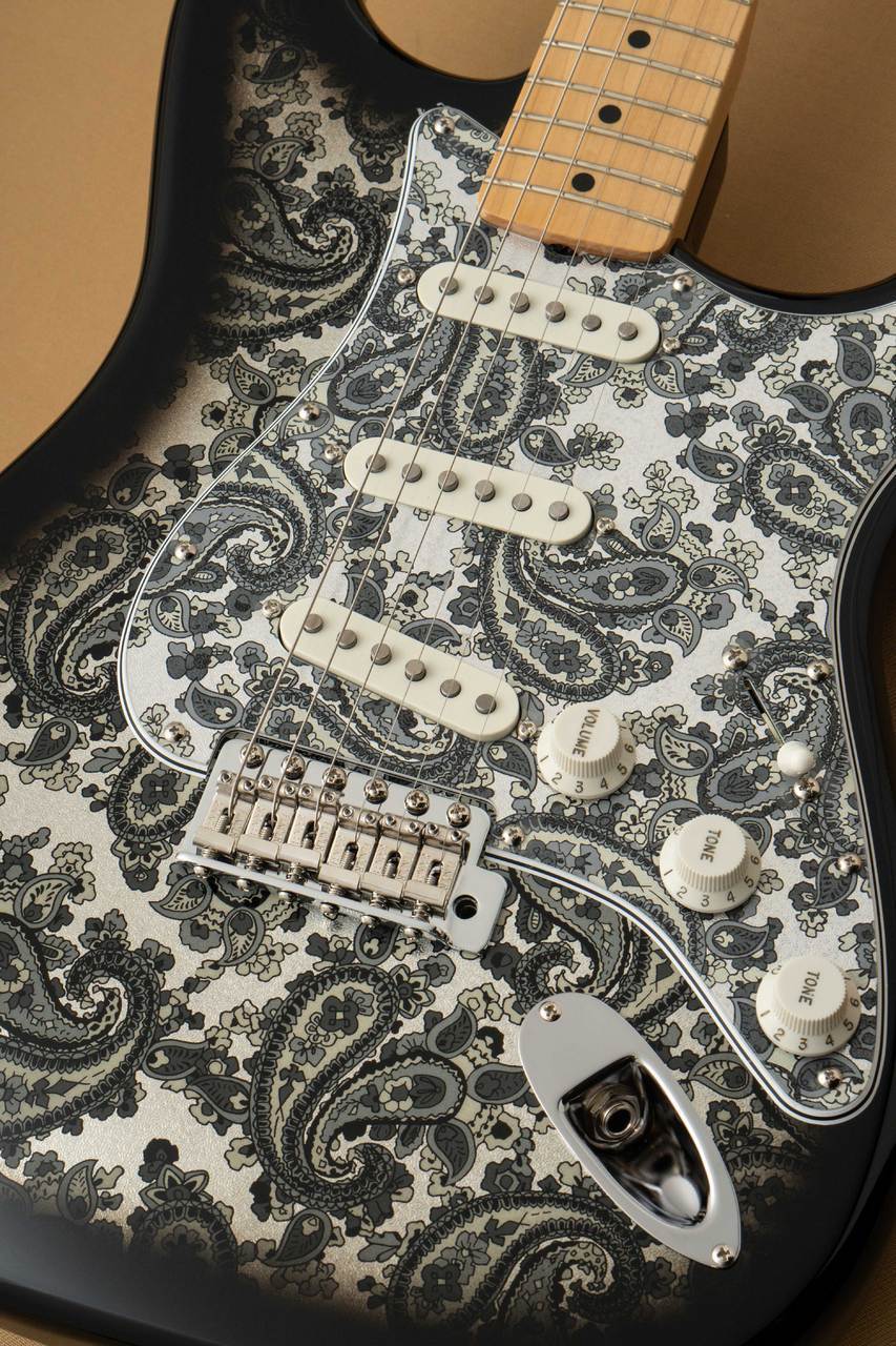 ✨特別セール✨FenderStratocaster 日本製 ブラック 改造品 Fender Made in Japan Traditional Ⅱ 70s Telecaster Custom 2023年製