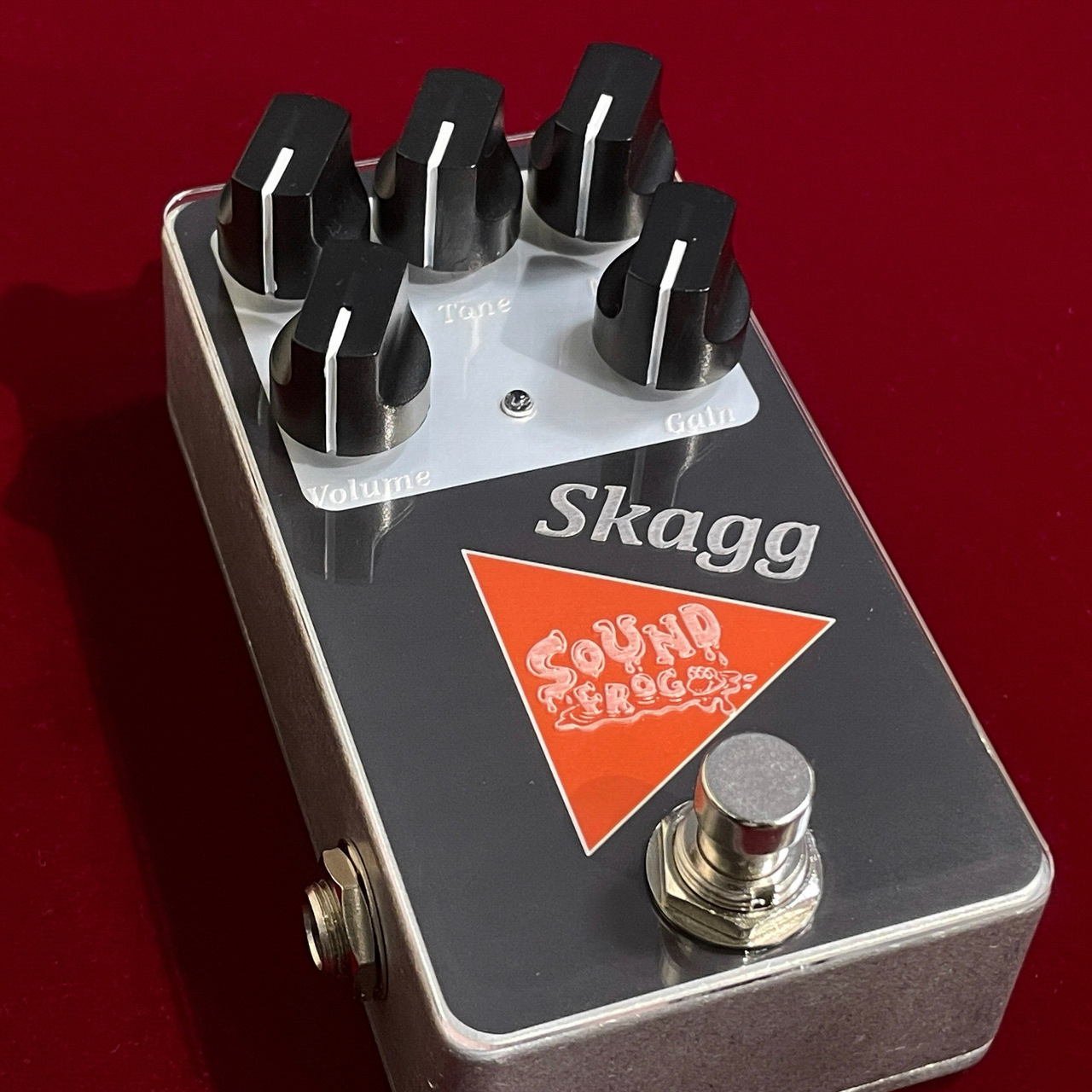 新発売】新感覚ベース歪みペダル【SOUND FROG/ Skagg】 - YouTube