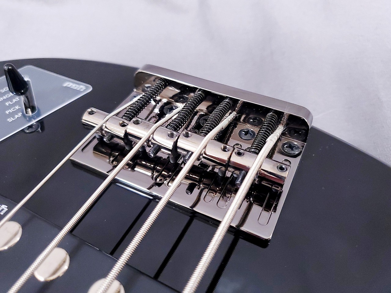 YAMAHA TRBX304 ブラック(BL)（新品）【楽器検索デジマート】