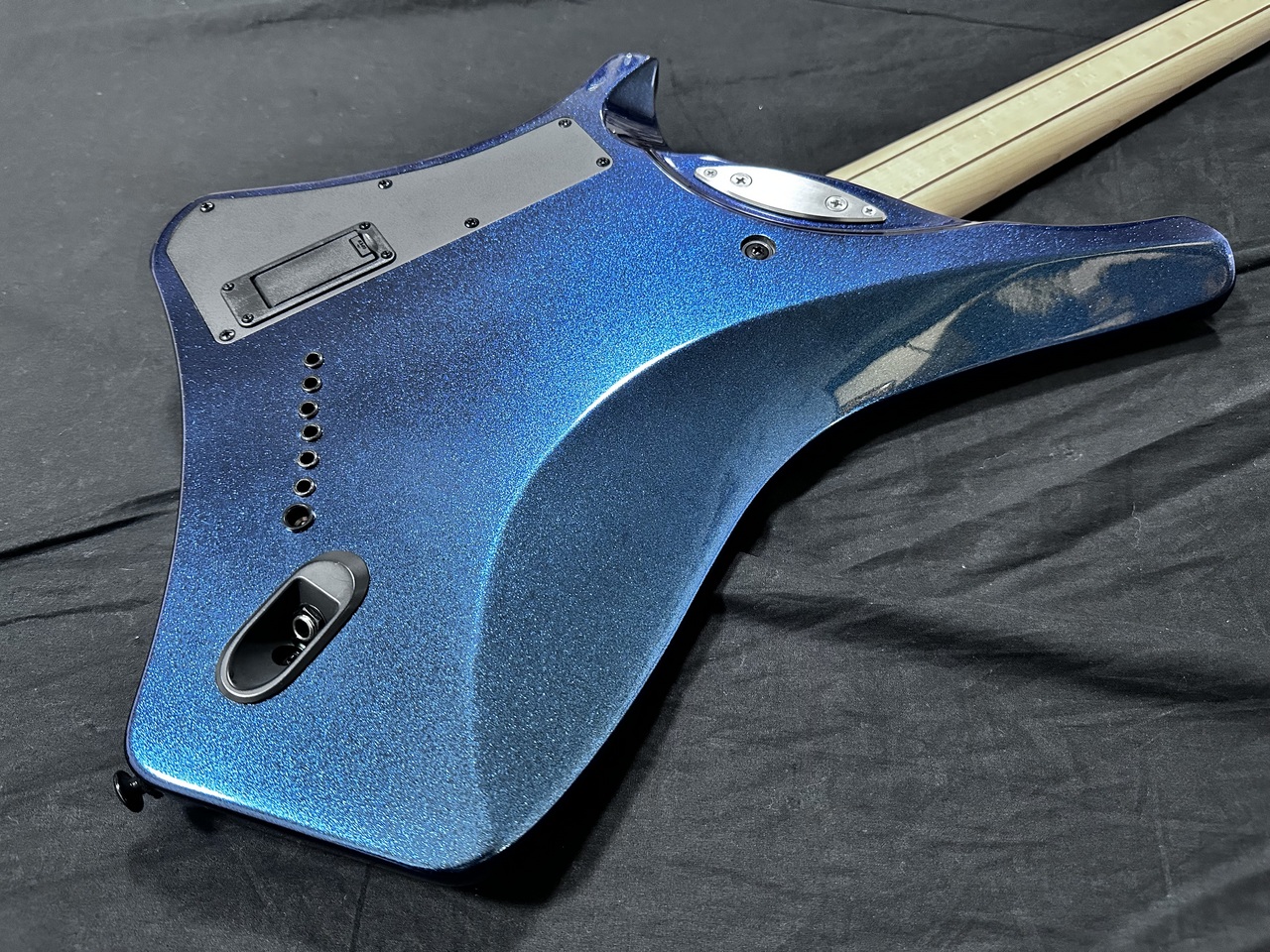 Ibanez A527 Nebula Shift (アイバニーズ Alphaシリーズ)（新品