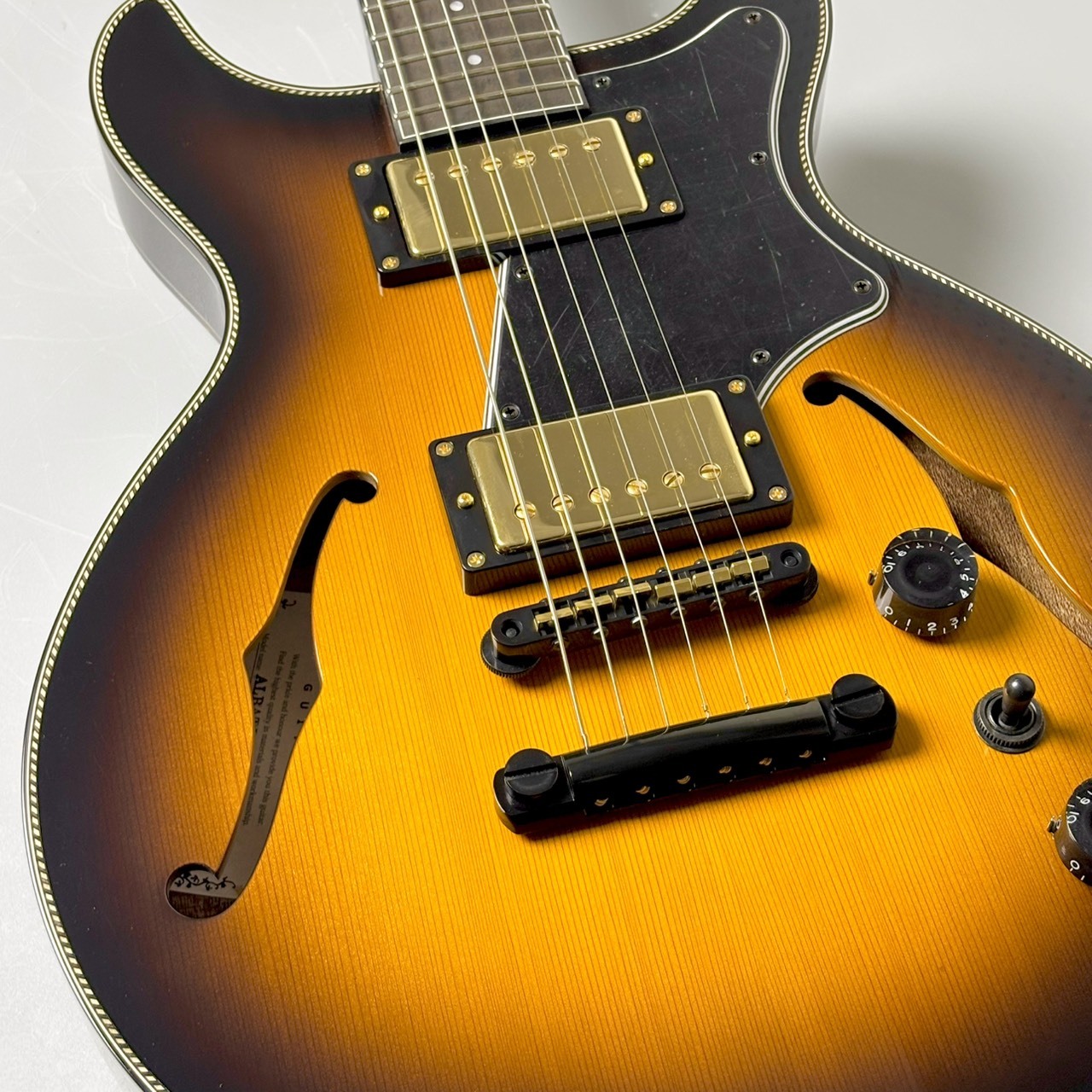 Seventy Seven Guitars ALBATROSS-JAZZ 20 SB -Sun Burst- 【2.92kg