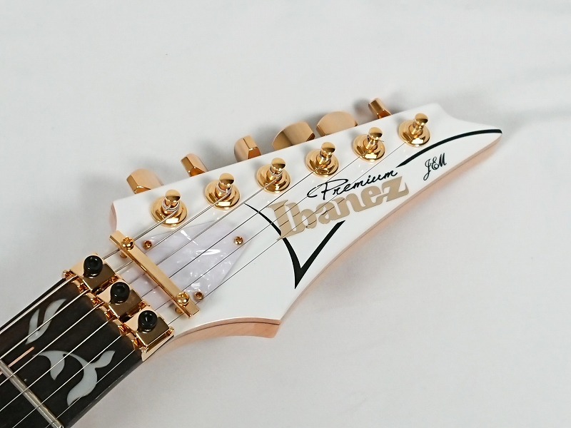 Ibanez JEM555 White Steve Vai シグネチャーモデル Ibanez、Steve Vai シグネチャー・モデル ”JEM”がPremium