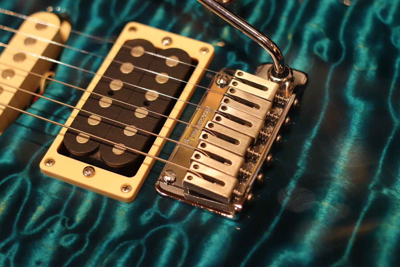 TOM ANDERSON Drop Top Short Deep Bora Bora with Binding , Natural