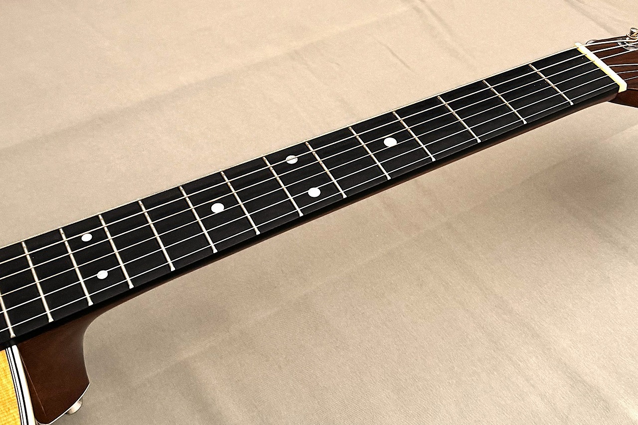 Martin 000-28 2015年製　Fishmanピックアップ付き Martin 000-28 2015年製 Fishmanピックアップ付き カスタムモデル