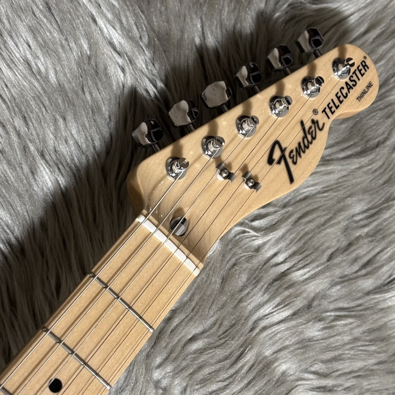Fender Made in Japan Traditional 70s Telecaster Thinline Maple