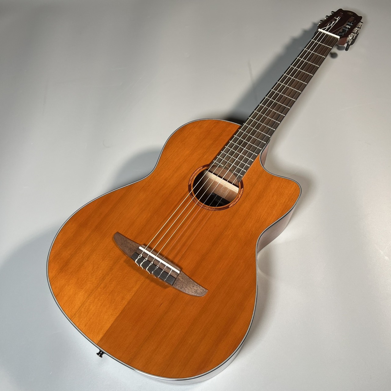 YAMAHA NCX1C Natural (ナチュラル) エレガットギター 【現物写真