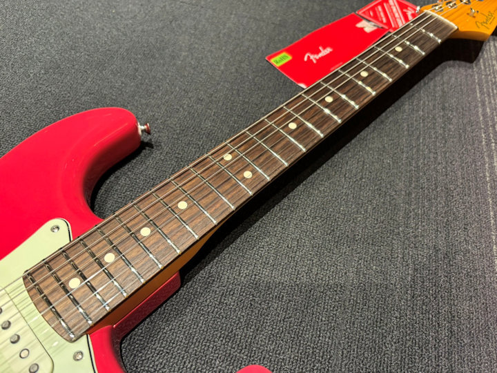 Fender American Professional Classic Stratocaster（新品）【楽器