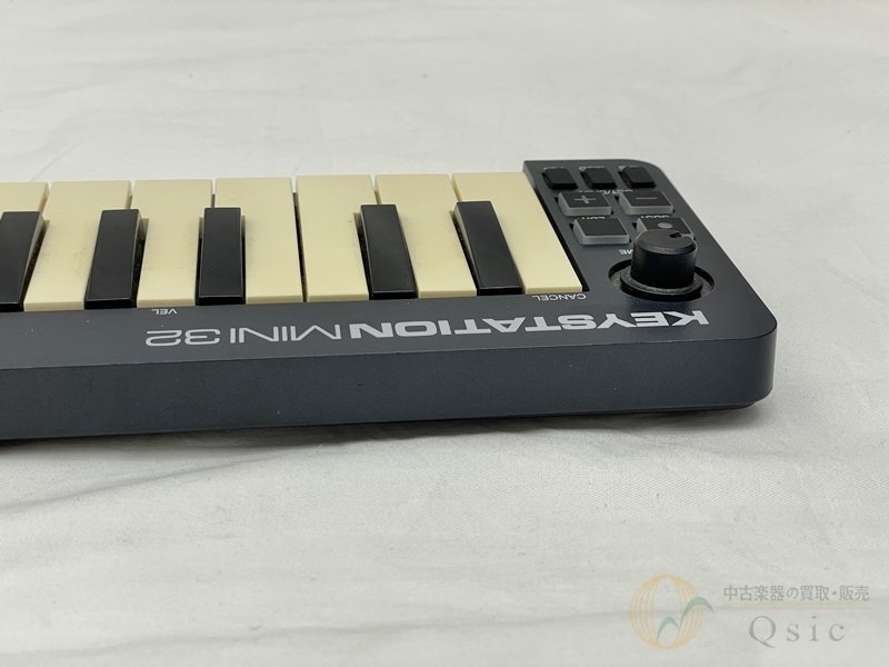 M-AUDIO ミニMIDIキーボード Amazon.co.jp: M-Audio USB MIDIキーボードコントローラー 32鍵