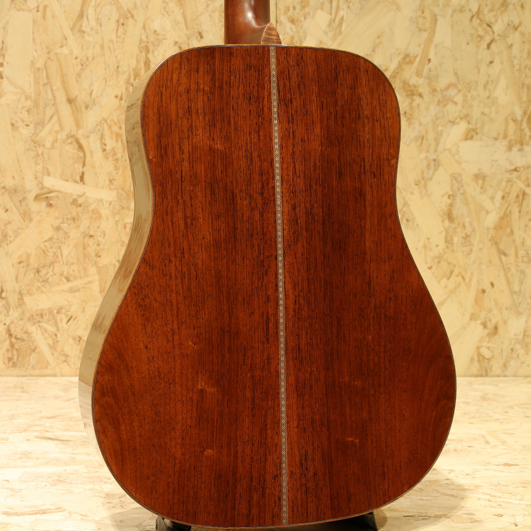 Martin CTM D-28 Italian Alpine Spruce Guatemalan Rosewood（新品