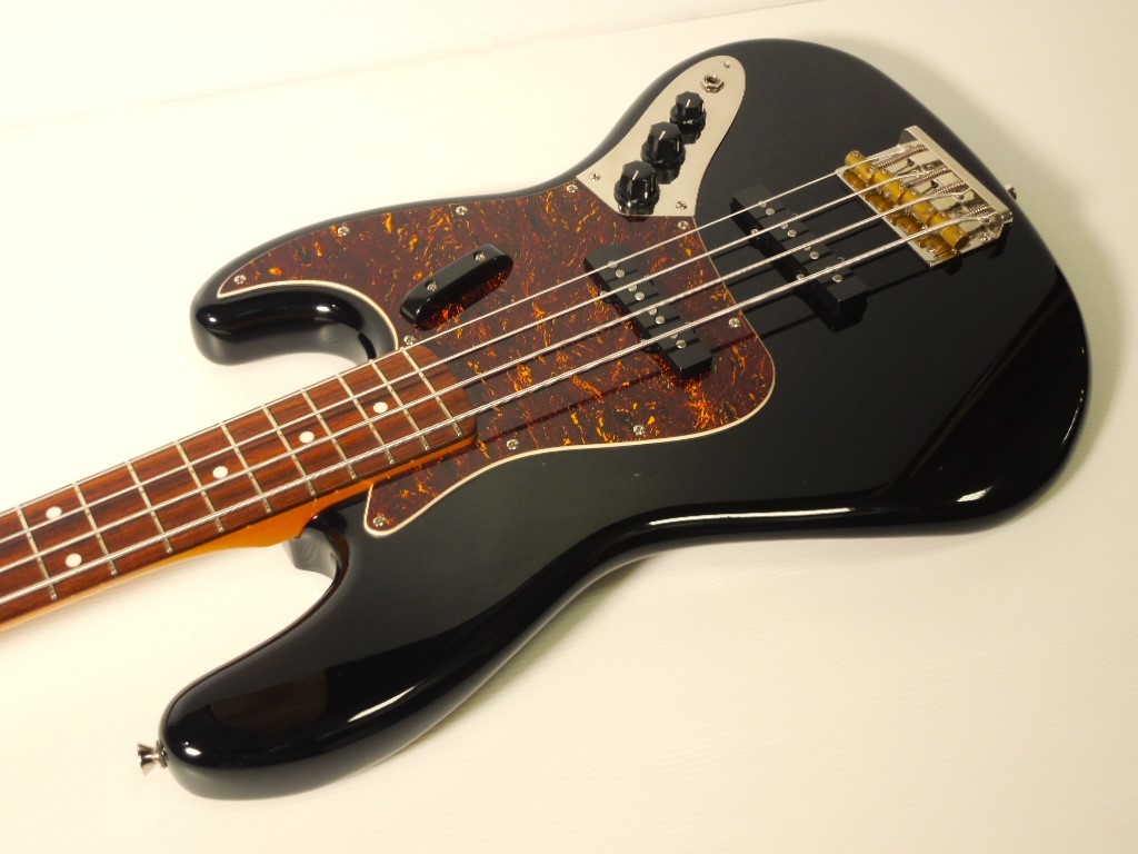 Squier by Fender FSR Classic Vibe 60s Jazz Bass Black（中古/送料 