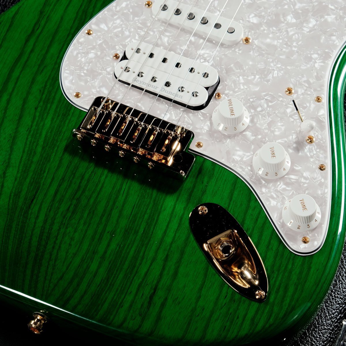ストラトSSSアセンブリ　カスタム　CS54復刻　高品質　Standard Fender Custom Shop Custom Built Custom Stratocaster HSS NOS