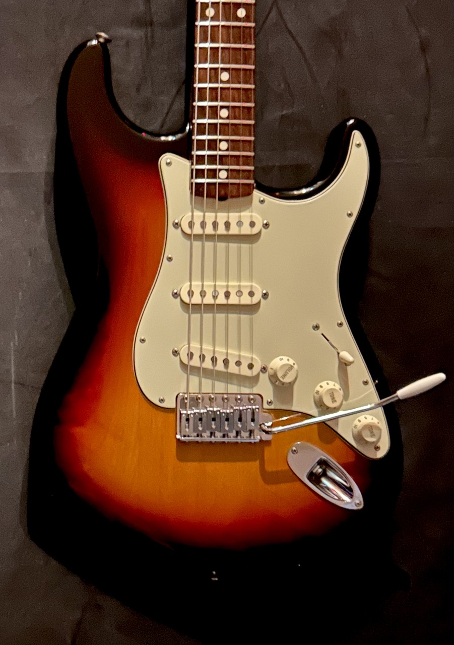 中古】Fender Mexico Classic Series '60s Stratocaster CAR