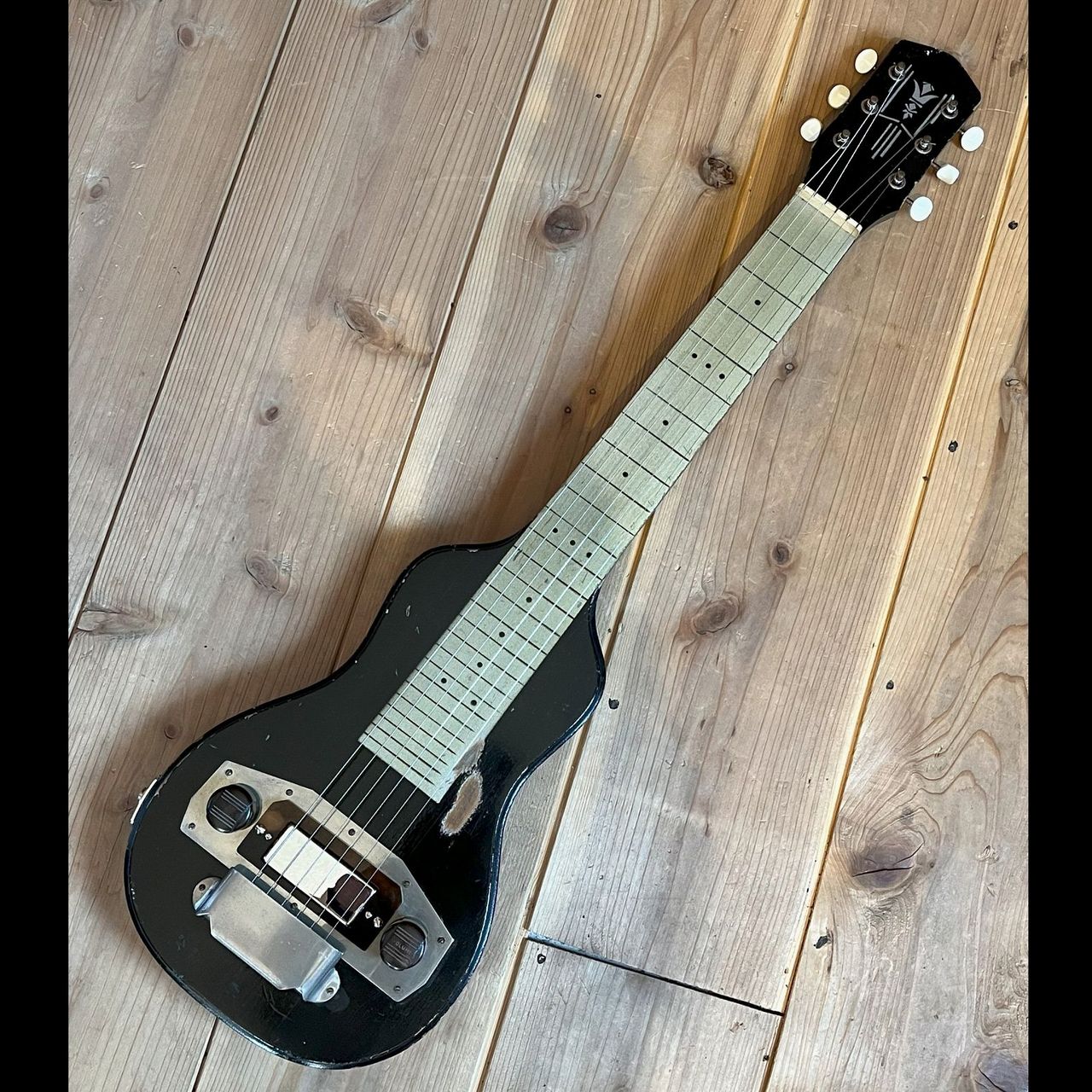 ラップトップ　スチールギター Fender Champion Lap Steel Guitar 1963年製 買取ました